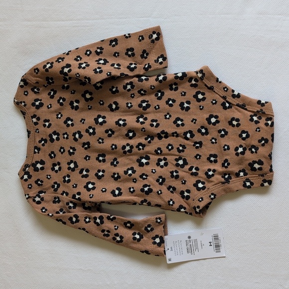 NWT carter's leopard print cotton long sleeve bodysuit diaper shirt 3 months - Picture 5 of 5